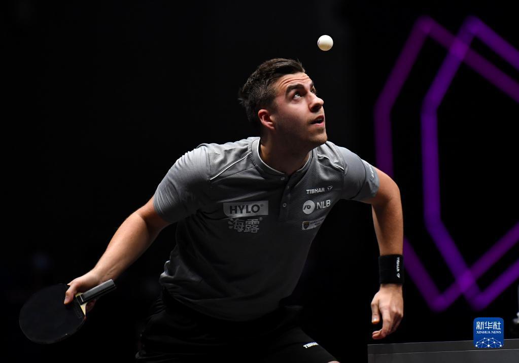 了乒乓球运 了乒乓球运