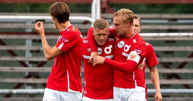 成为球迷们 成为球迷们