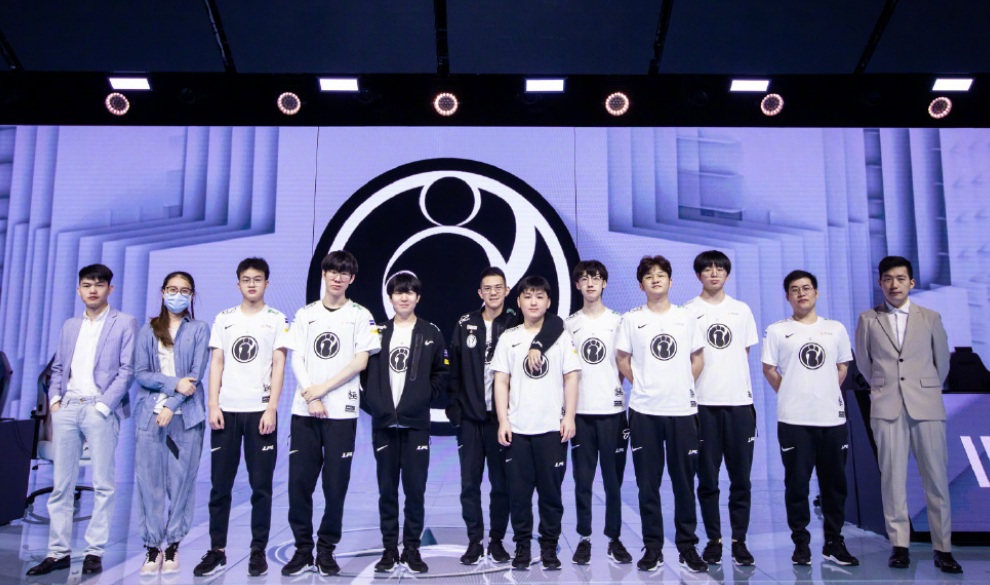 运动员顽强 运动员顽强