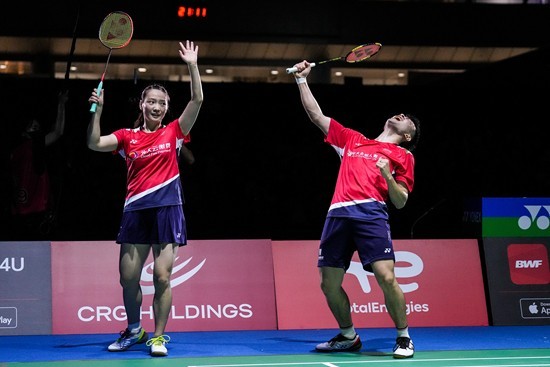 位球员时 位球员时