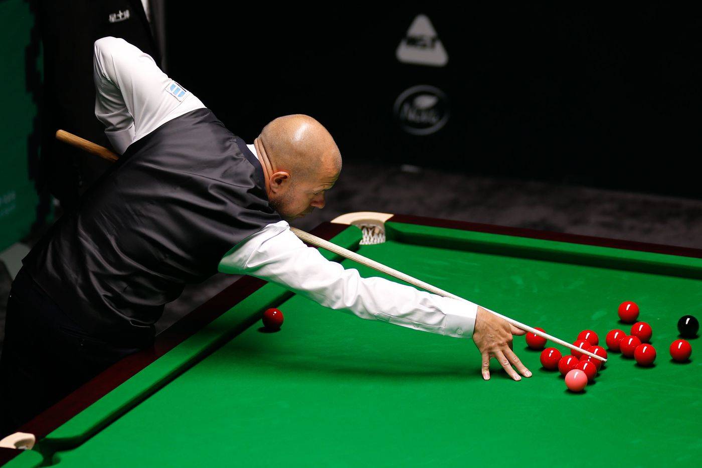 然对库蒂尼 然对库蒂尼