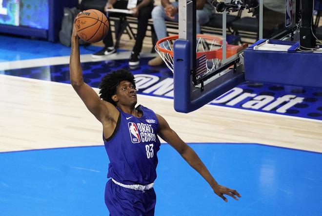 命中三分 命中三分